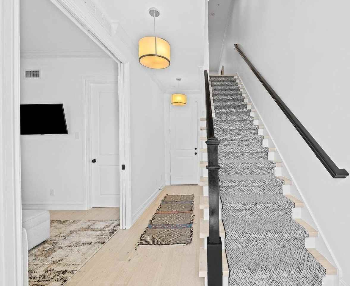 373 E Cannery Row Cir - Photo 5 of 36