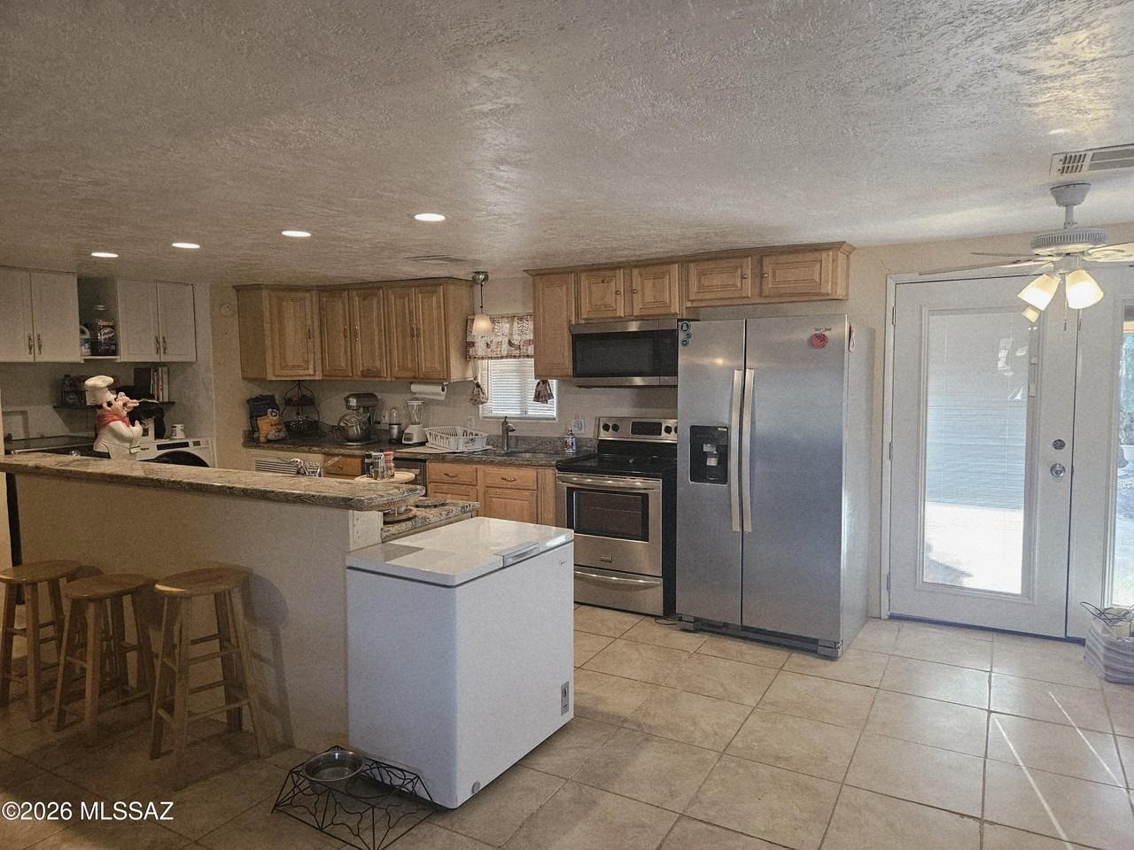 10261 N Volk Ave #1 - Photo 7 of 16