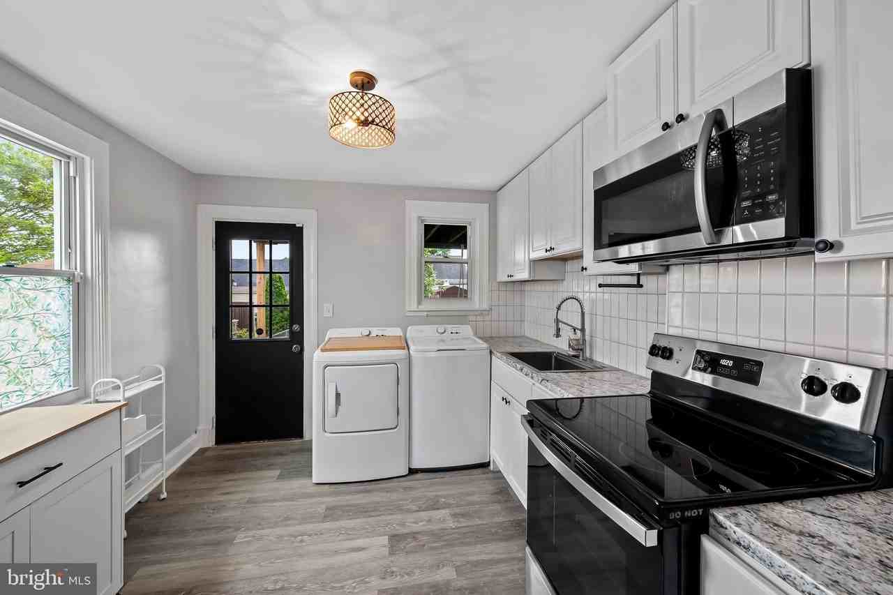 18 Crafton Rd - Photo 3 of 22
