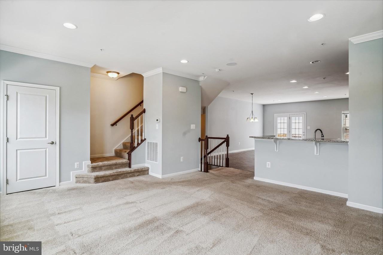 5934 Jefferson Commons Way - Photo 5 of 27