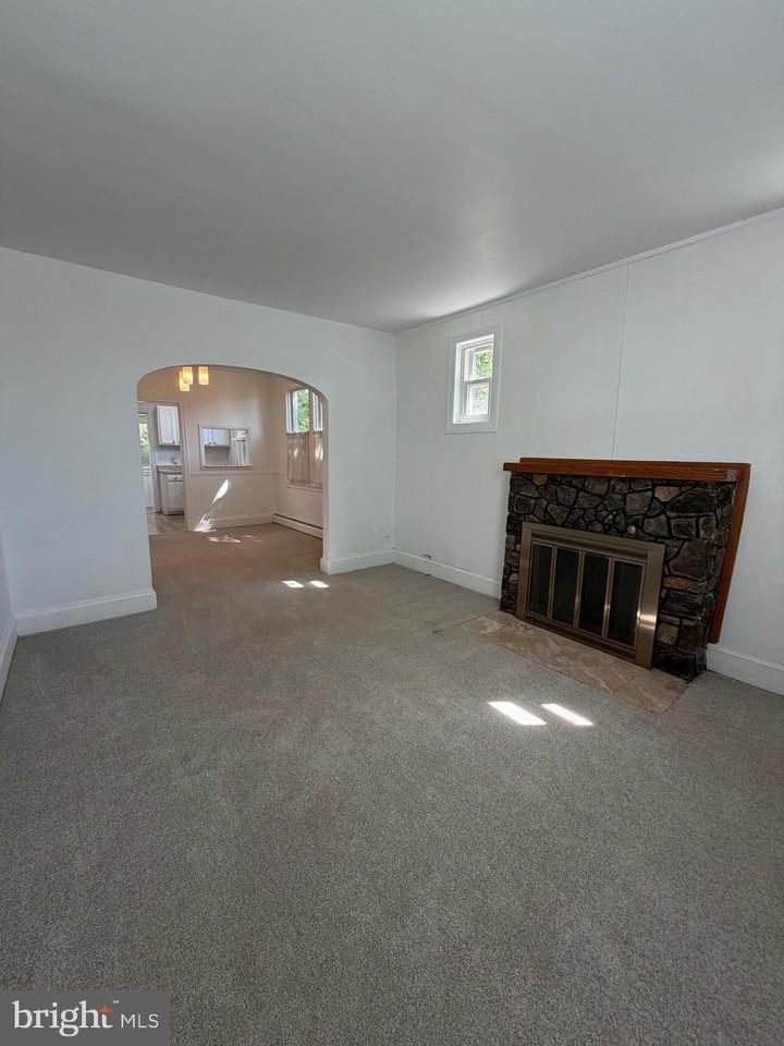 4611 Edmonston Rd #1 - Photo 6 of 40