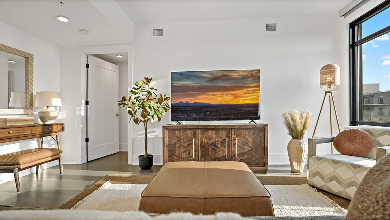 1722 6th St Nw #1395399P - Photo 4 of 50