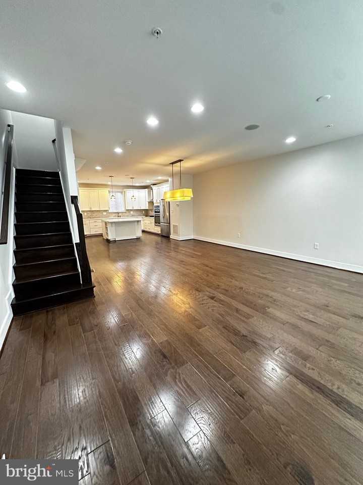 443 Nottoway Walk - Photo 6 of 24