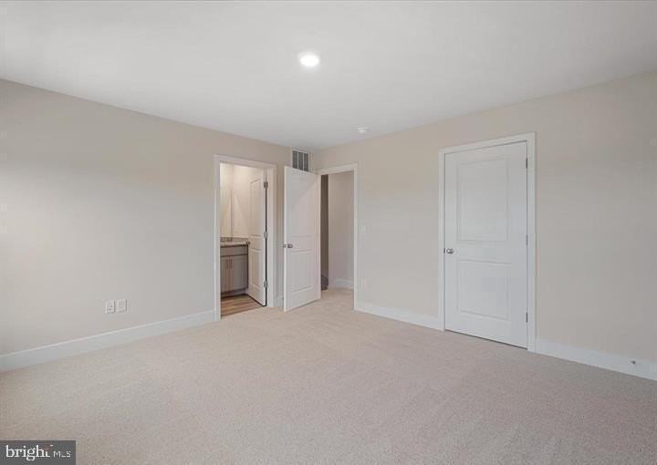 123 LAKOTA Street - Photo 4 of 31