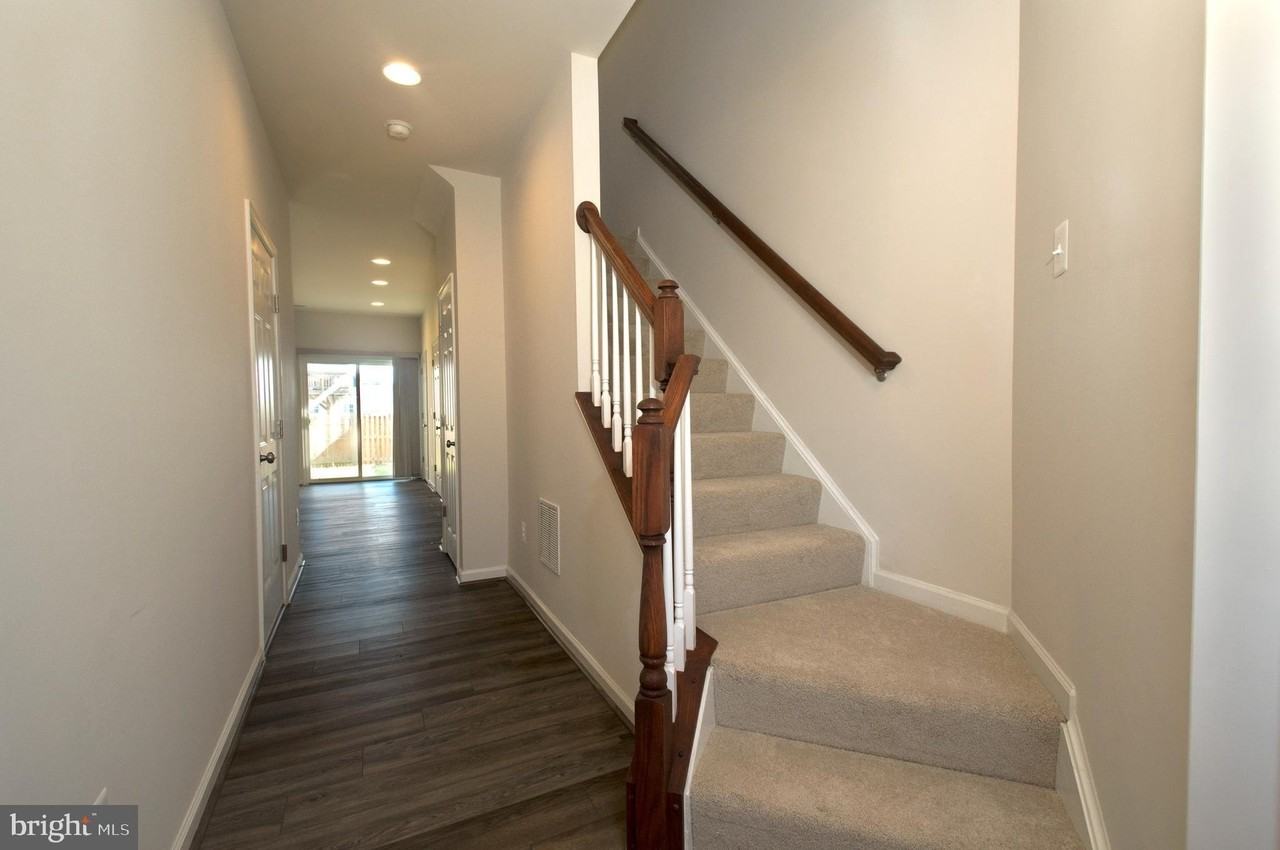 105 Gristmill Ct - Photo 4 of 31