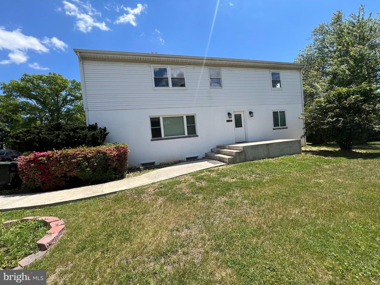 5309 Mitchell St - Photo 2 of 14