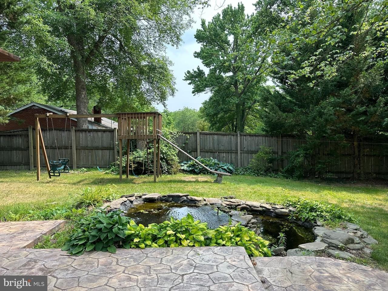 4016 Trapp Rd - Photo 5 of 35