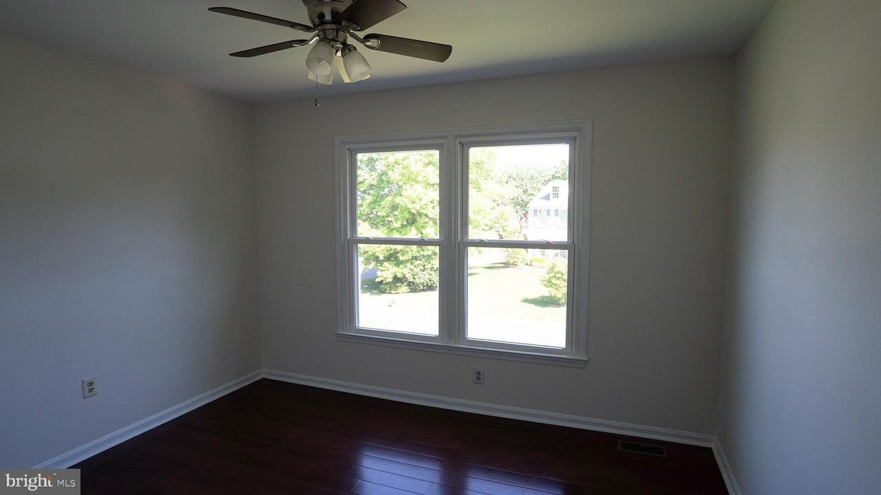10854 Monticello Ct - Photo 3 of 21