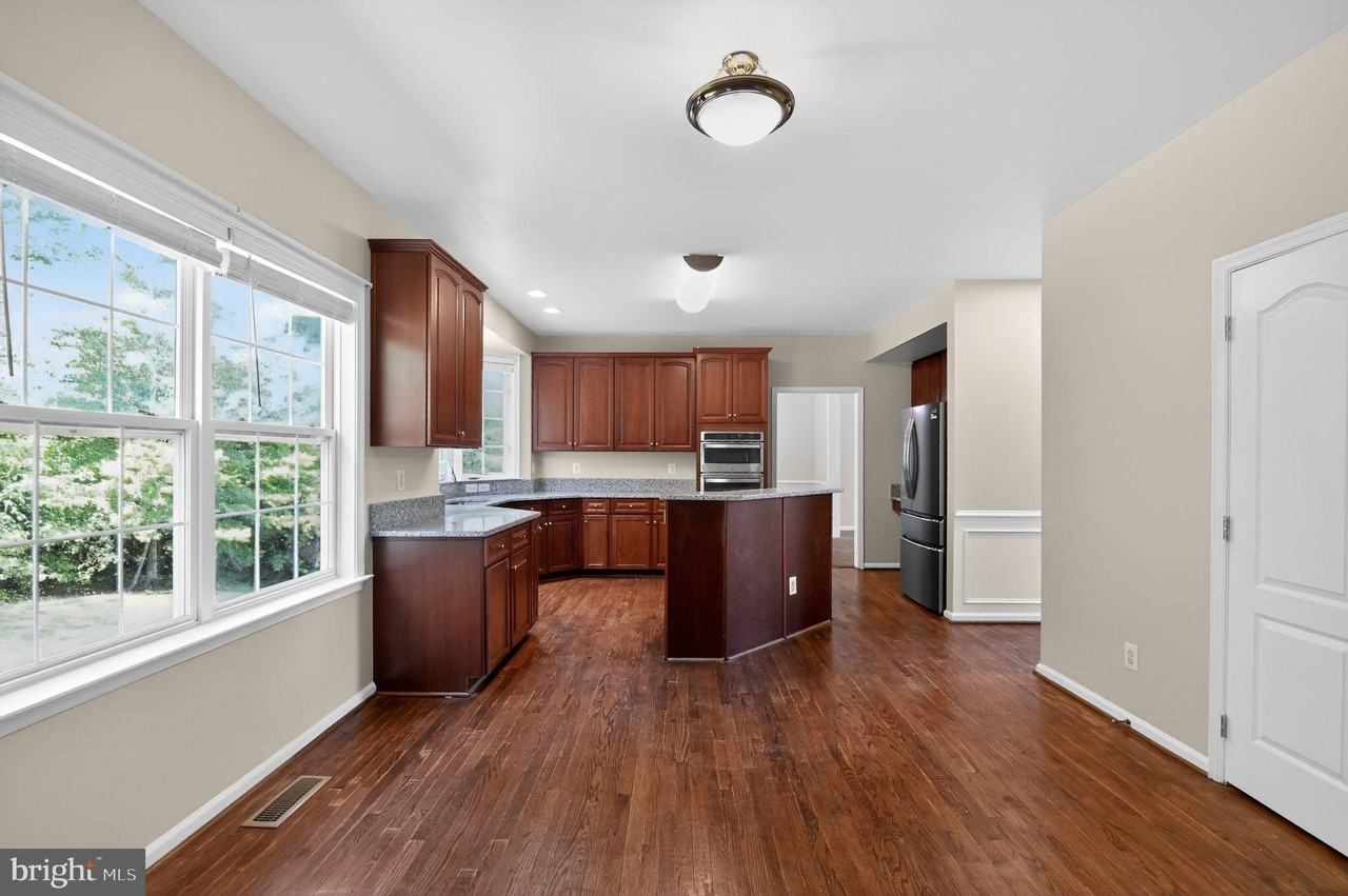 3627 Serendipity Rd - Photo 3 of 31