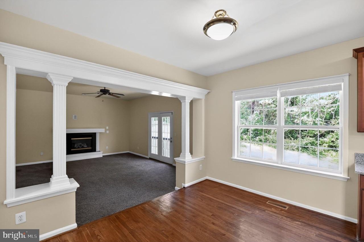 3627 Serendipity Rd - Photo 6 of 31
