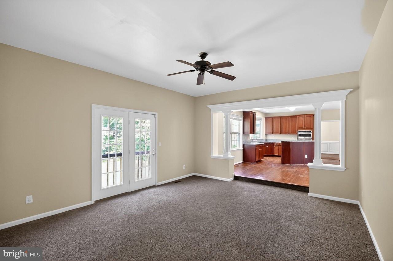 3627 Serendipity Rd - Photo 7 of 31