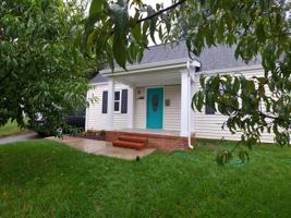 featured image of 2510 Jamaica Dr