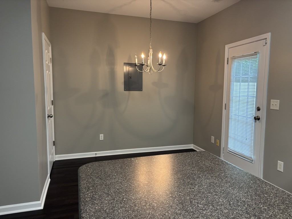 18 Sharpstone Ln - Photo 6 of 12