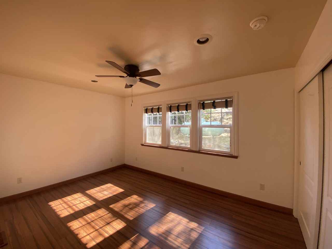 14002 Hemlock Dr - Photo 4 of 22