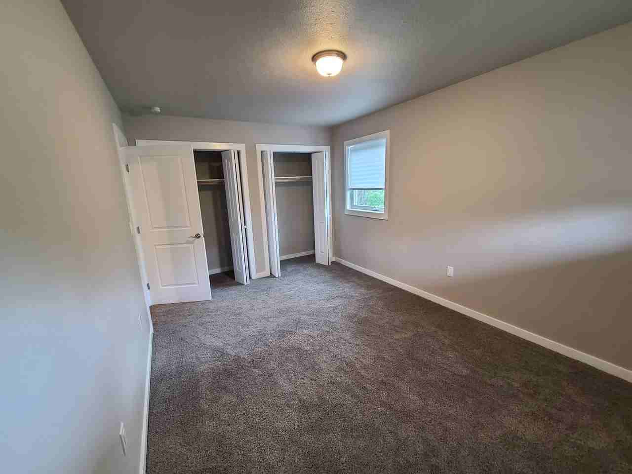 2810 W Northern Lights Blvd #11 - Photo 3 of 11