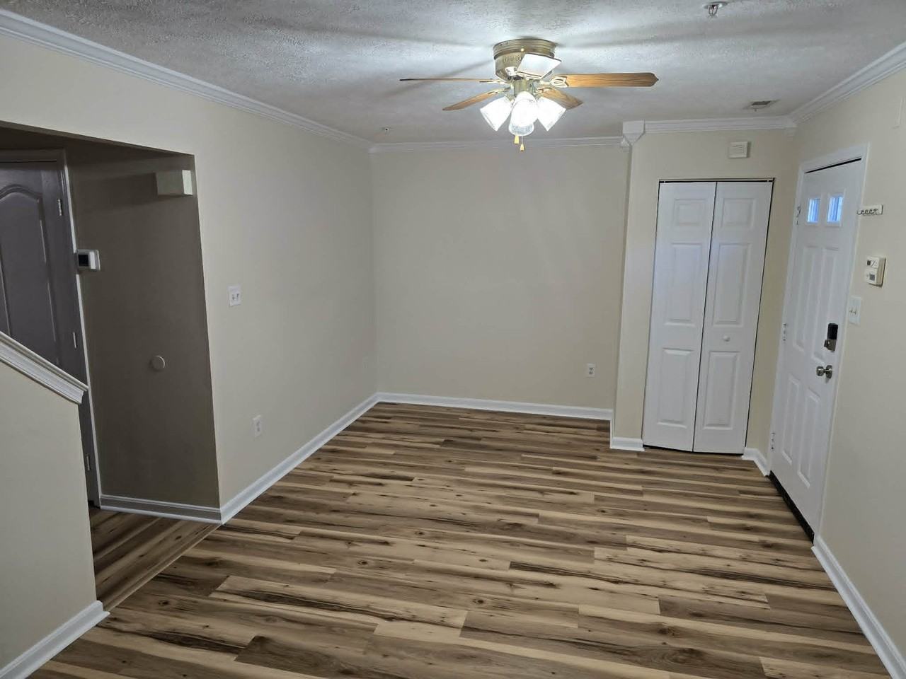 45275 Elkton Ln - Photo 5 of 15