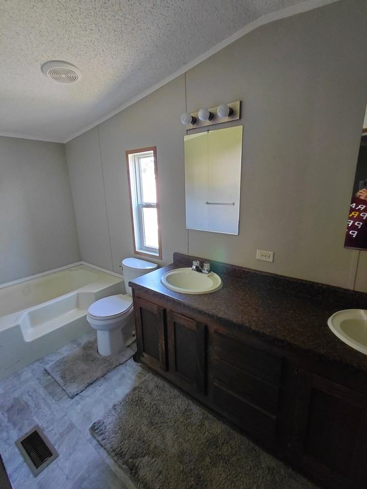 697 Lou Dr #3033 - Photo 7 of 14