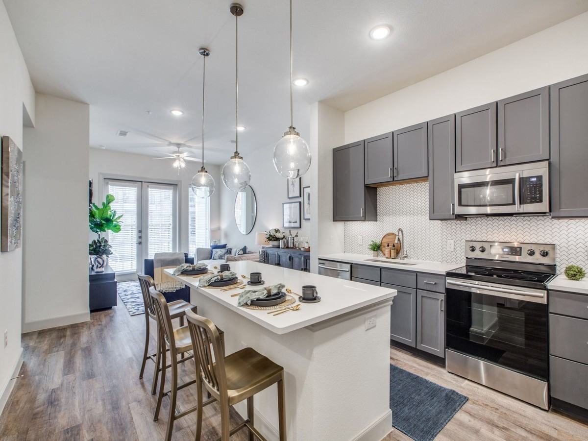 2333 Pinegate Dr #CA1 - Photo 2 of 11