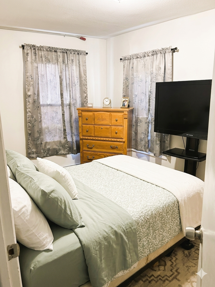 145 Archambault Ave #3 - Photo 3 of 5