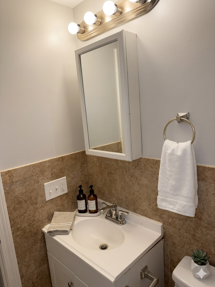 145 Archambault Ave #3 - Photo 4 of 5