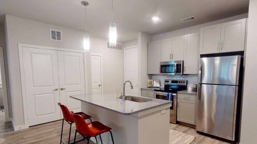 3407 Tamarron Trce #BATN - Photo 3 of 17