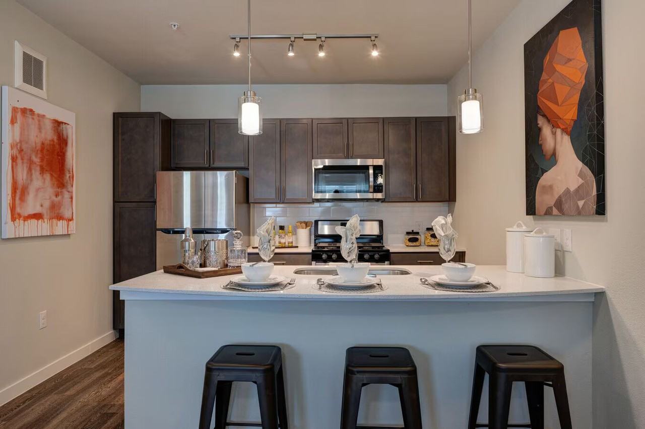1035 Seamist Dr #SLHS - Photo 4 of 12