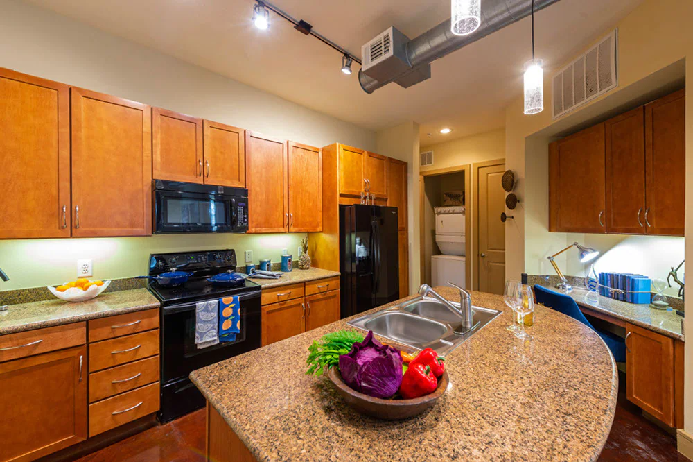 5698 Westheimer Rd #TAUG - Photo 2 of 16