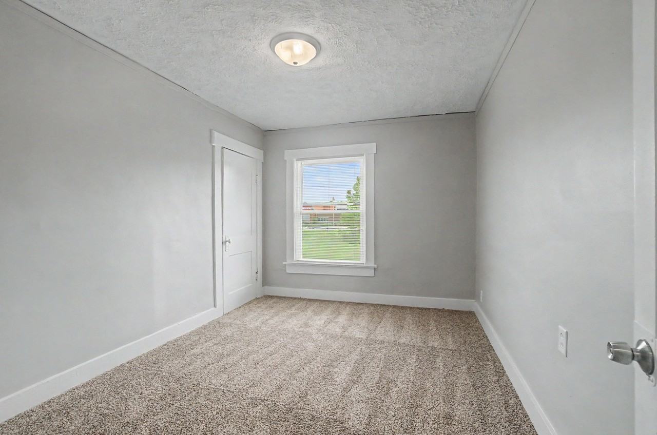 2600 Wayne Ave - Photo 7 of 28