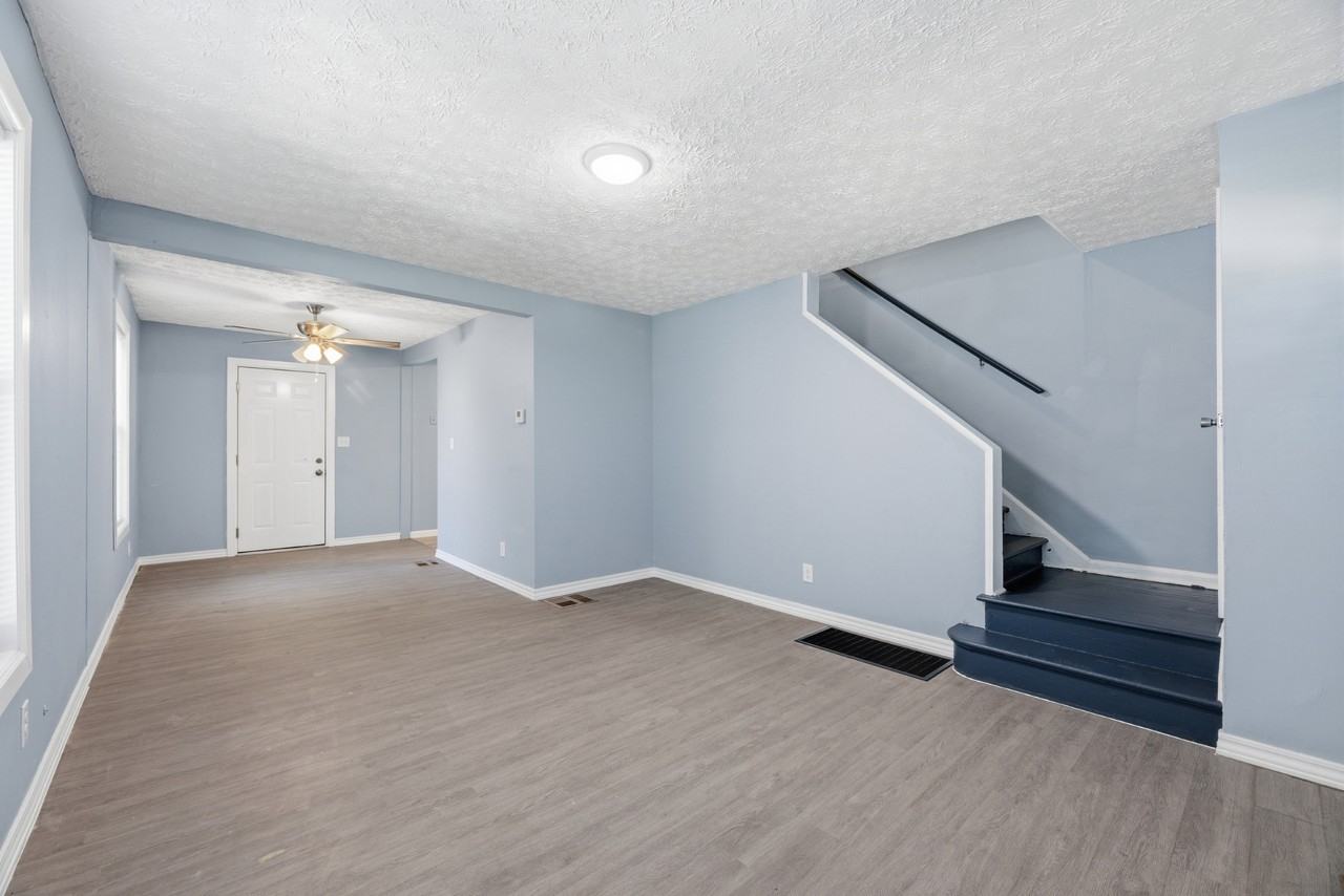 1208 E 26th Ave #1-1208 - Photo 2 of 19