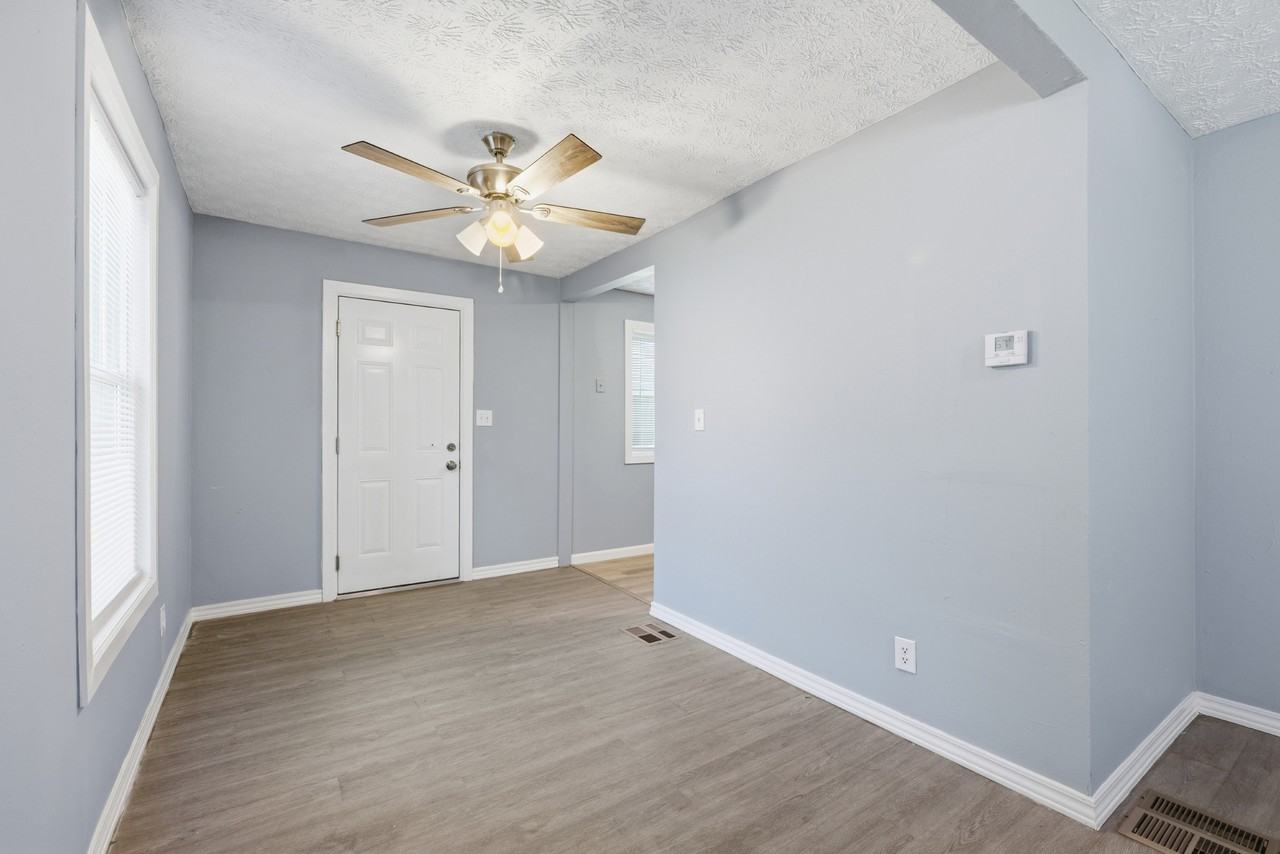 1208 E 26th Ave #1-1208 - Photo 4 of 19