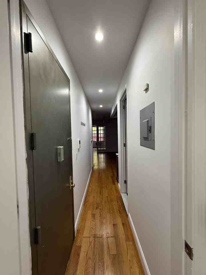 308 Troutman St #2L - Photo 2 of 7