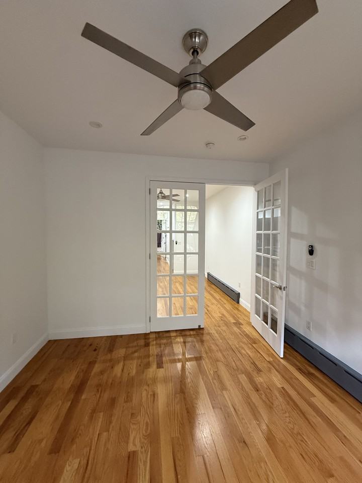 308 Troutman St #2L - Photo 6 of 7
