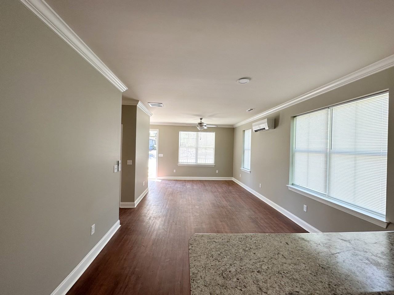 5404 Clemons Rd - Photo 3 of 15