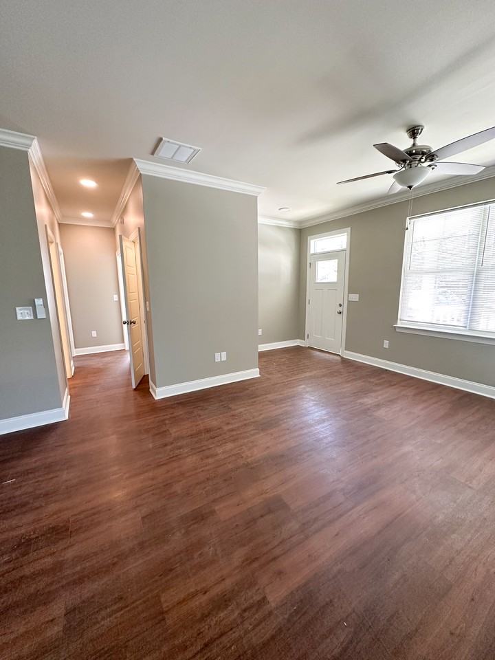5404 Clemons Rd - Photo 6 of 15