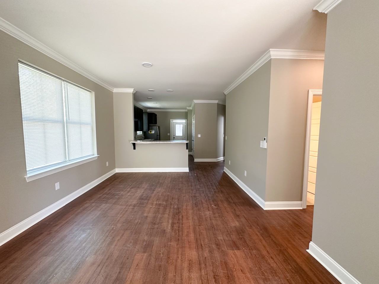 5404 Clemons Rd - Photo 7 of 15