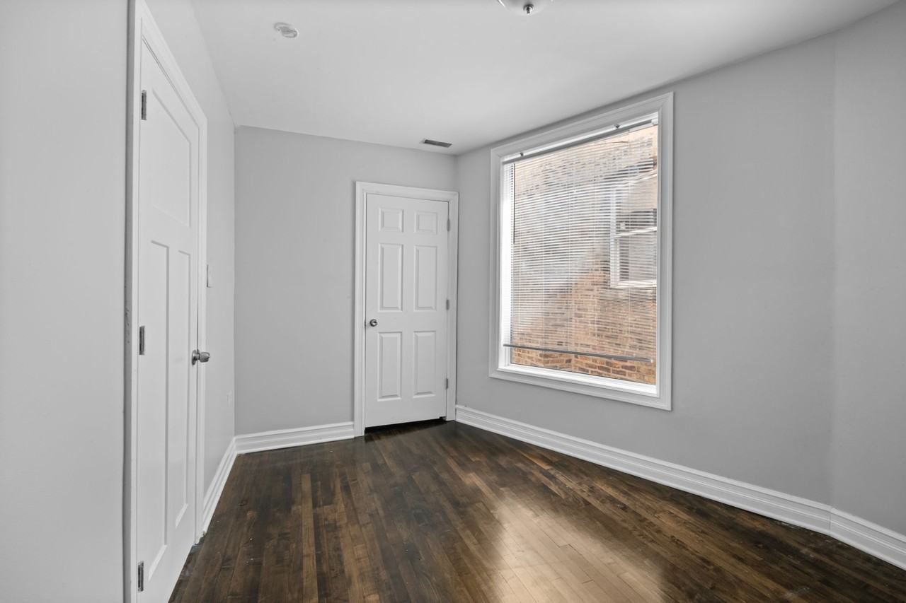 1651 S Drake Ave #2 - Photo 3 of 8