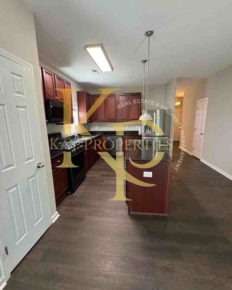 5904 Sandpiper Farm Ln - Photo 5 of 36