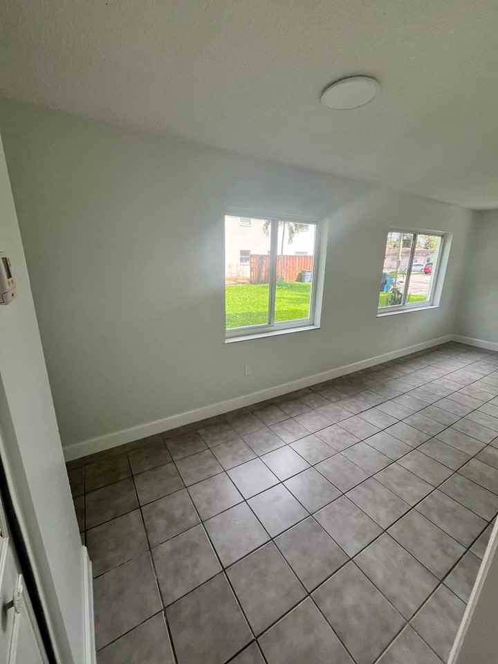 6601 Sw 46th St #106 - Photo 6 of 10