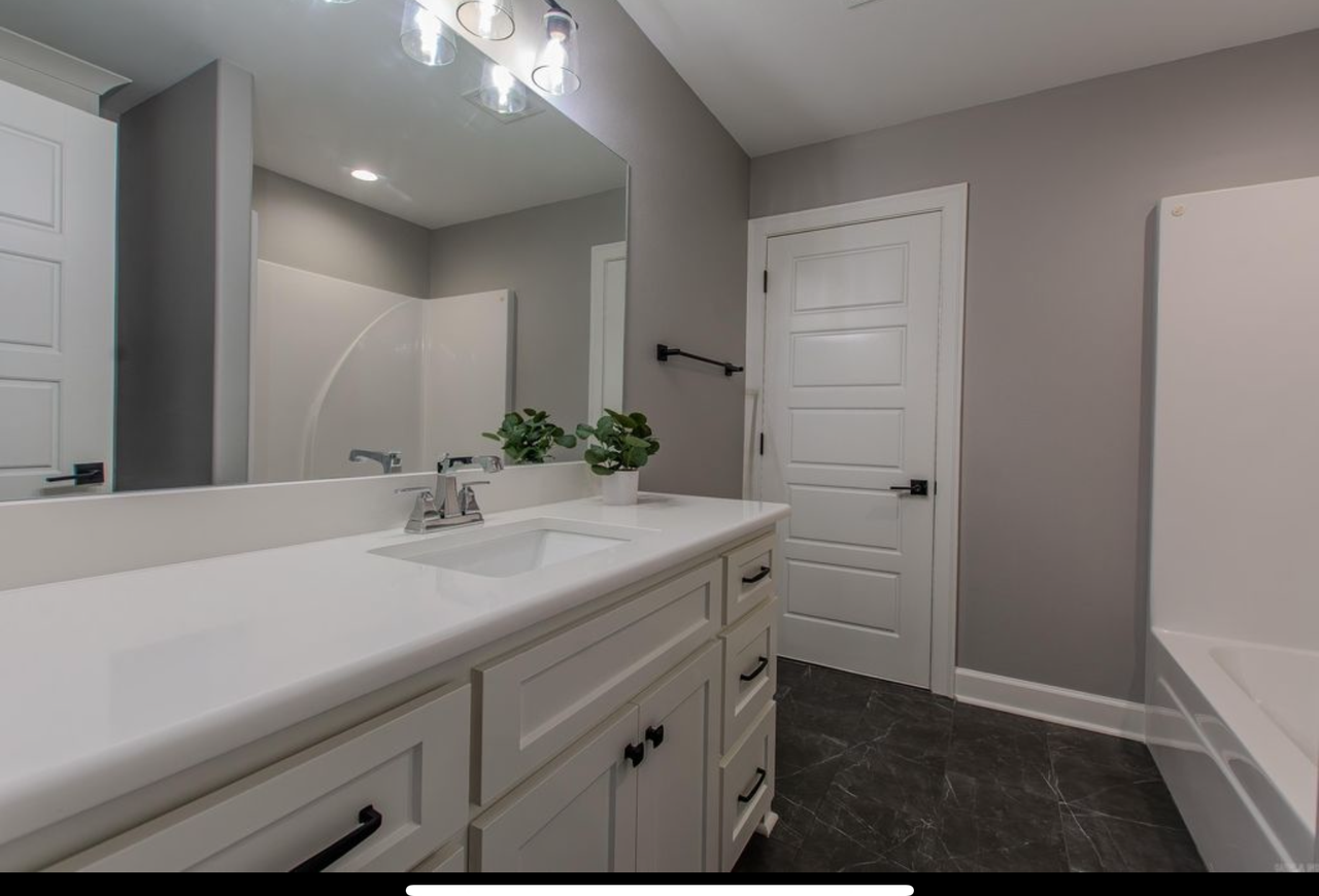 2940 Marble Cv - Photo 4 of 24