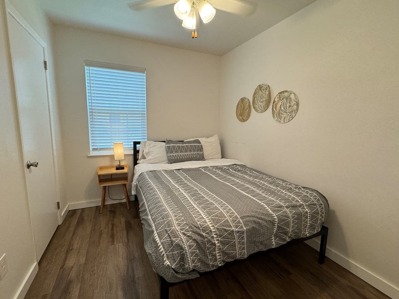 4015 W 7th St #1296517P - Photo 7 of 17