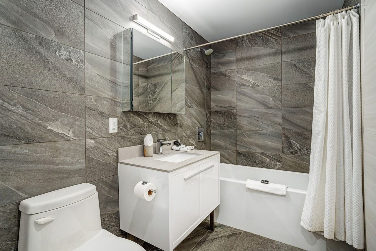 2100 Rue De Bleury #1353838P - Photo 6 of 12