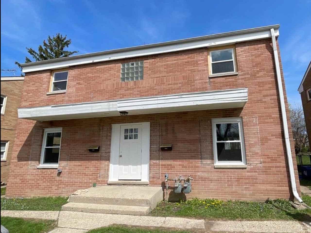 2310 Western Ave #1522267P - Photo 3 of 8