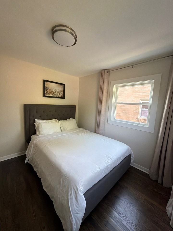 2310 Western Ave #1522267P - Photo 7 of 8