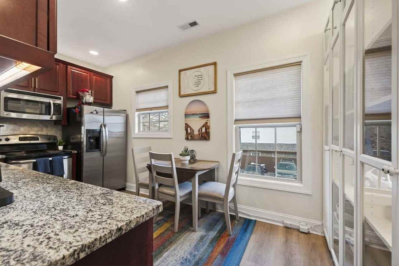 200 Maple Ave #1533633P - Photo 6 of 11