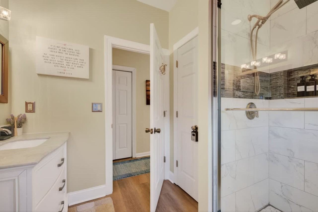 200 Maple Ave #1533633P - Photo 7 of 11