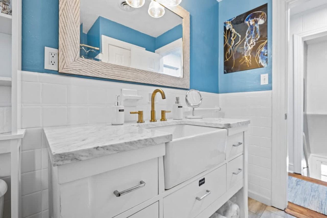 1120 W Ocean View Ave #1533632P - Photo 6 of 36