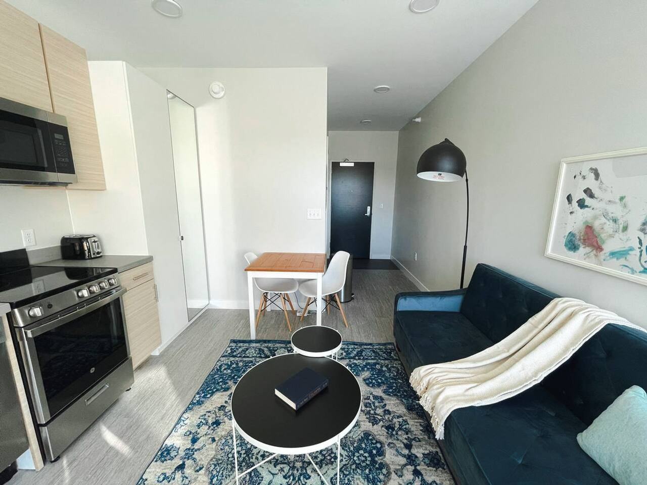 2530 University Ave #1534878P - Photo 2 of 12