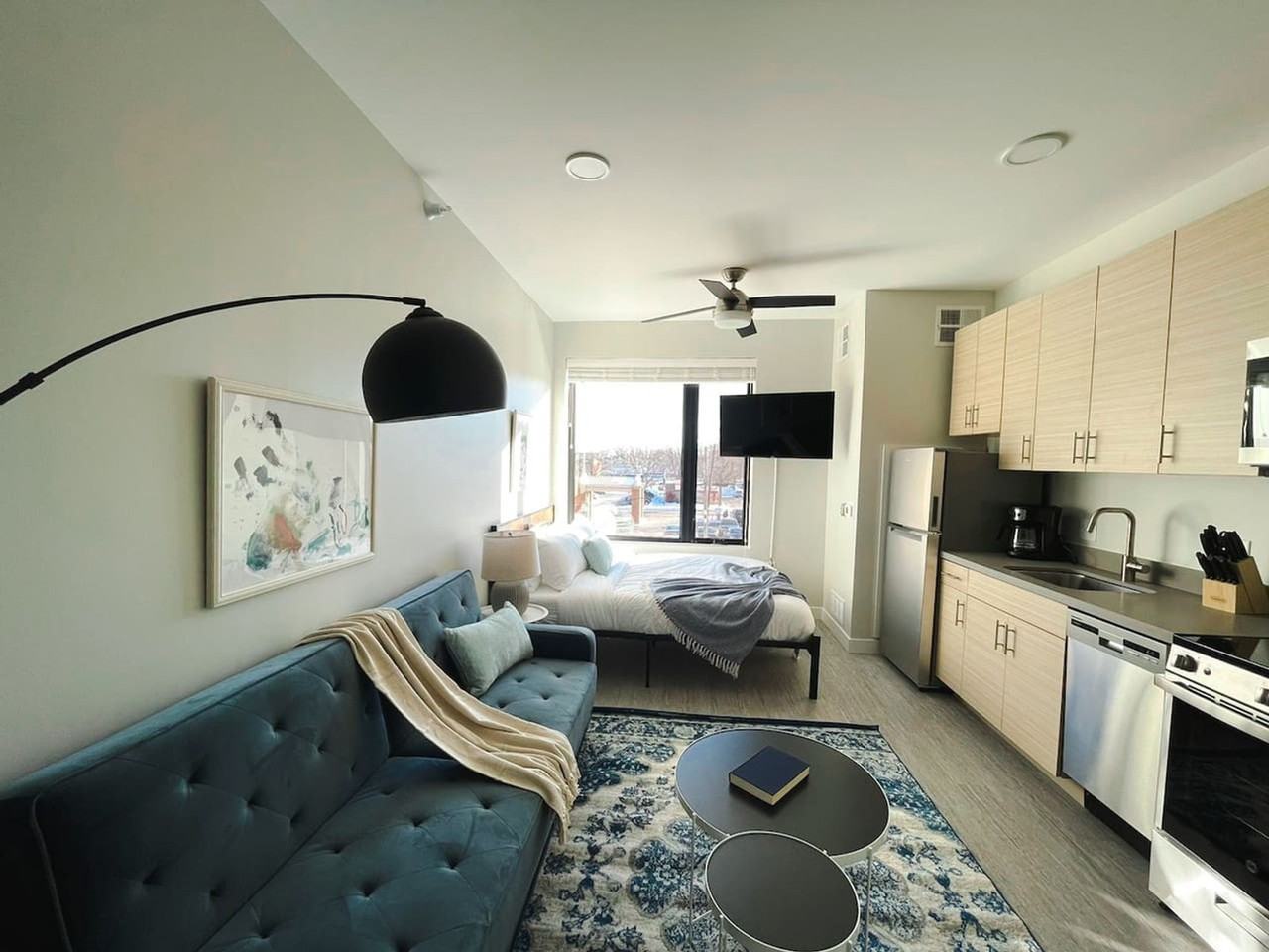 2530 University Ave #1534878P - Photo 3 of 12