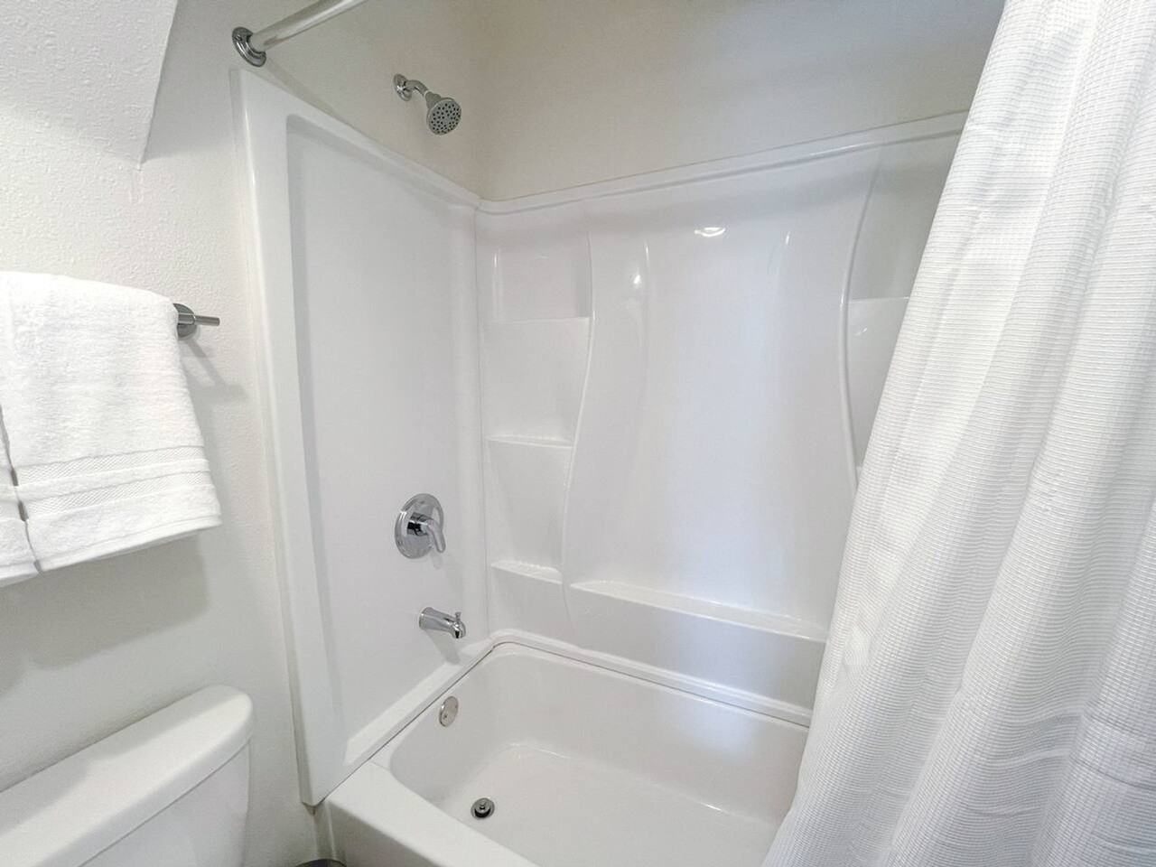 318 E Mcmillan St #1534911P - Photo 7 of 22