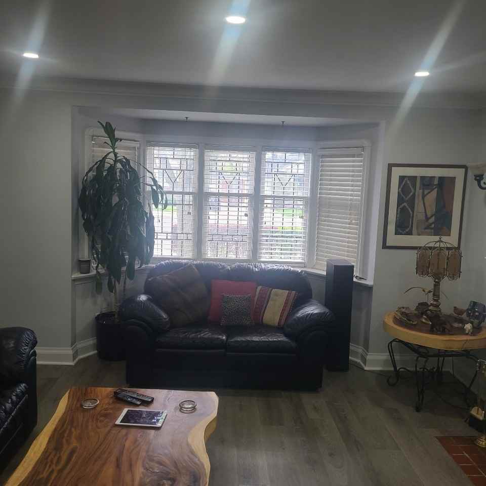 1258 Kingston Road - Photo 5 of 19